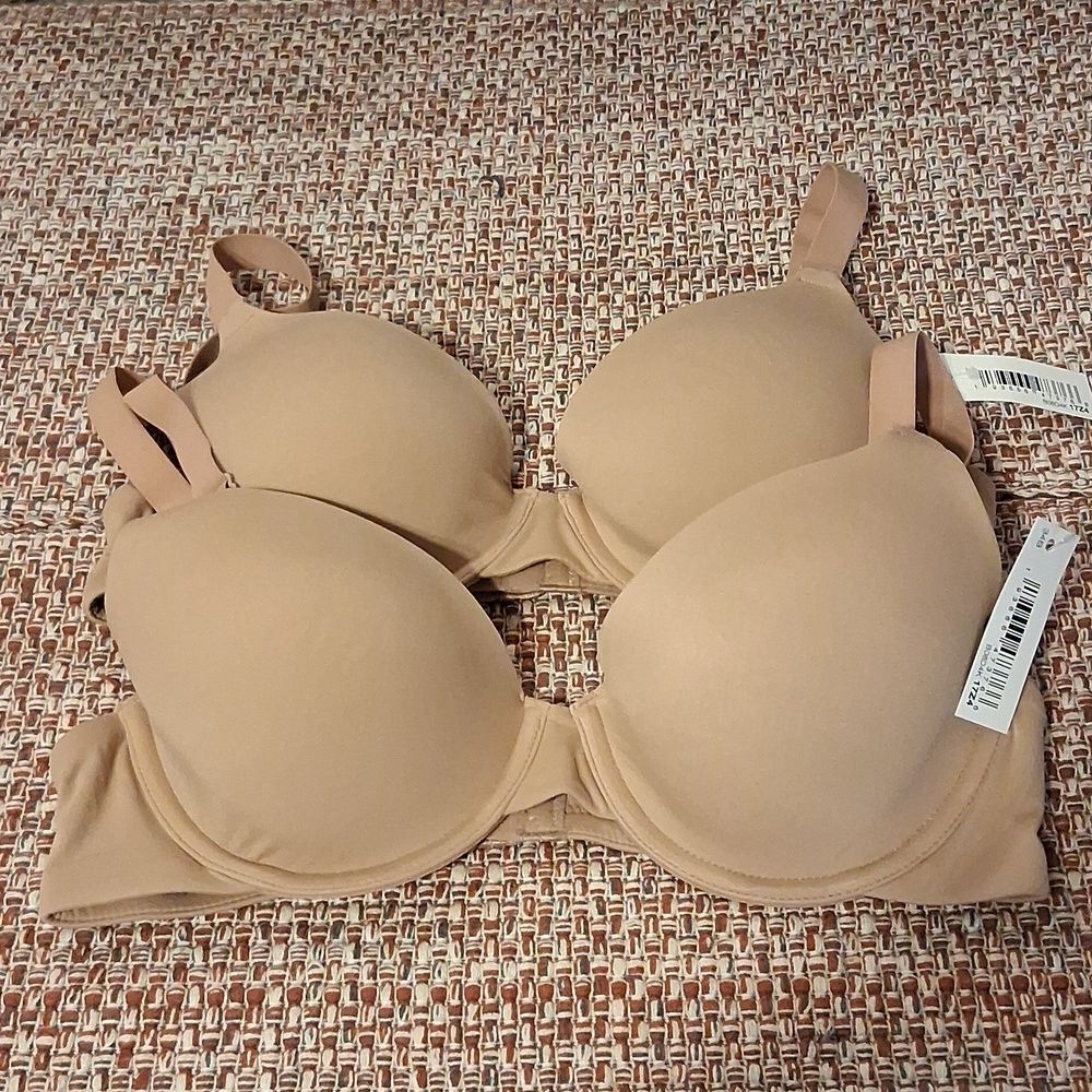 Amazon Essentials Nude Underwire Bras‎ Two New 34B